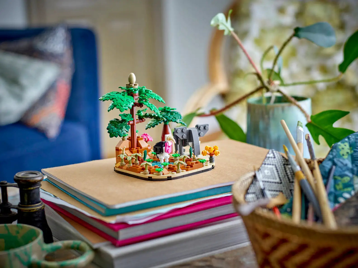 LEGO: African Savanna Diorama (40784)
